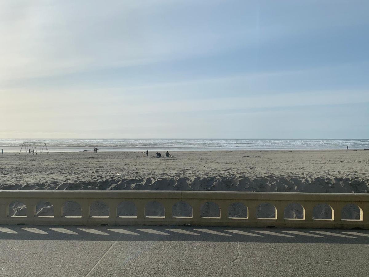 במוטל The Ocean Front At סיסייד מראה חיצוני תמונה